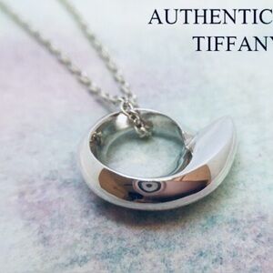 Tiffany & Co 💯% Auth RARE Frank Gehry Circle Fish Necklace w/Pouch ✨EUC✨